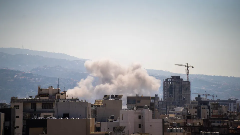 MAIS ONZE MORTOS EM NOVOS ATAQUES ISRAELITAS NO SUL DO LÍBANO