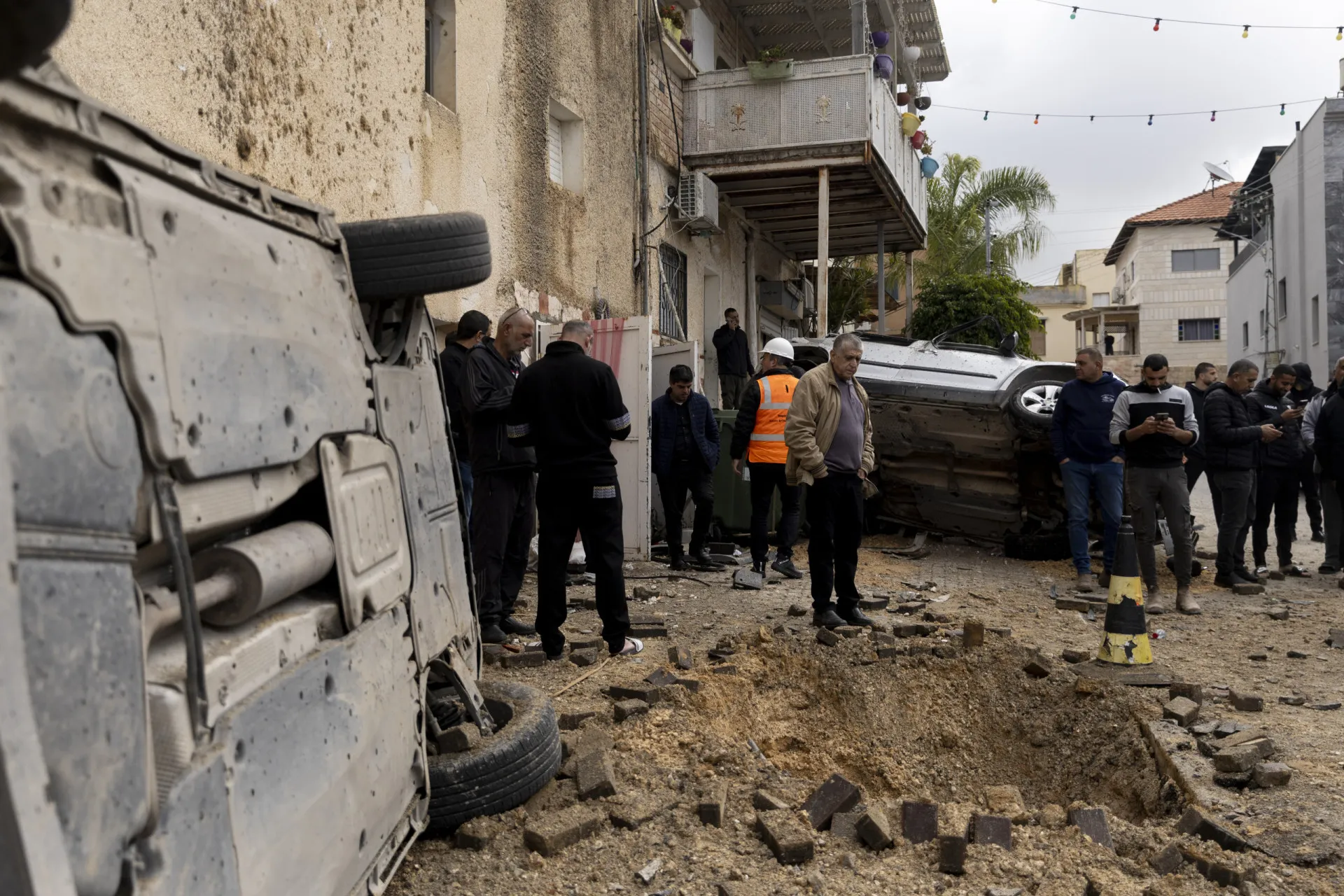 BOMBARDEAMENTOS DO IRÃO CONTRA ISRAEL FIZERAM CINCO FERIDOS