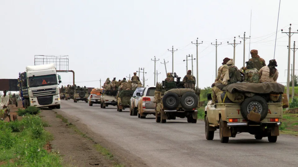 ATAQUE COM DRONES NO DARFUR CAUSA 12 MORTOS