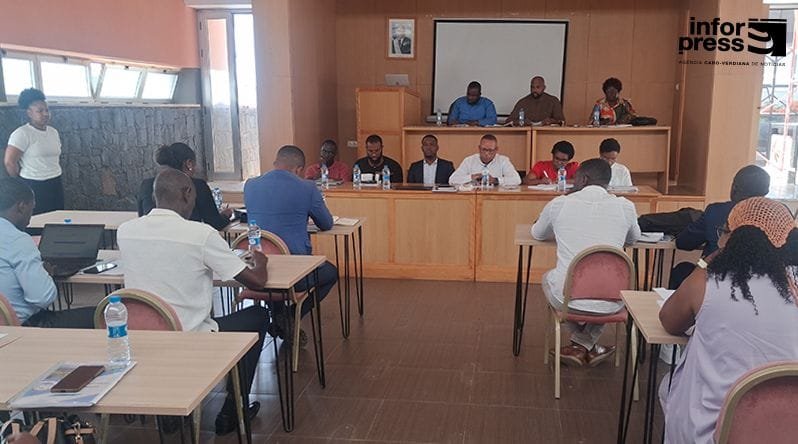 SANTA CRUZ: ASSEMBLEIA MUNICIPAL FAZ APRECIAÇÃO POSITIVA DO RELATÓRIO DE ACTIVIDADES E CONTAS DE GERÊNCIA DE 2025