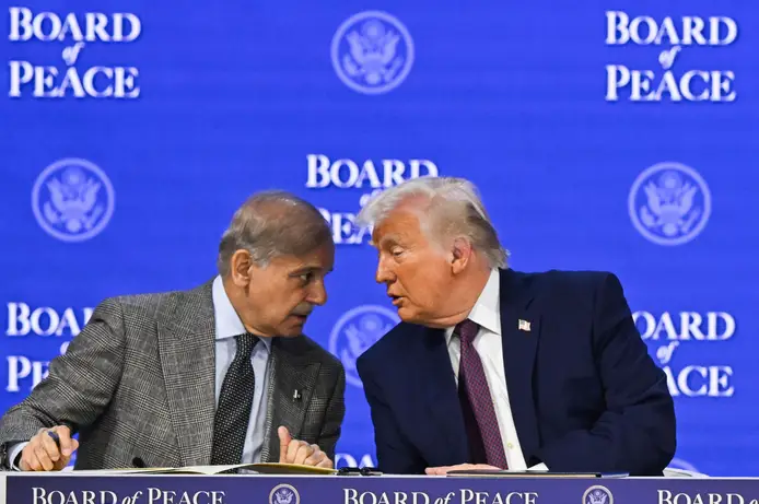 EUA E IRÃO ANUNCIAM ACORDO DE PAZ