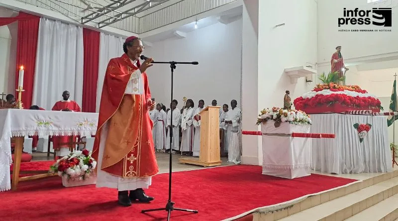 SÃO LOURENÇO DOS ÓRGÃOS: BISPO EXORTA FIÉIS A TRANSFORMAR A FÉ EM SERVIÇO E ENTREGA